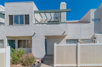 20240 E Arrow Hwy unit D, Covina, CA 91724 - photo 2