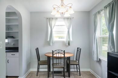 415-Strathmore-Rd-Lansing-MI-48910-4 - C
