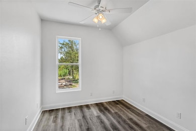 3525 Heard Rd unit 2, Lake Charles, LA 70605 - photo 6