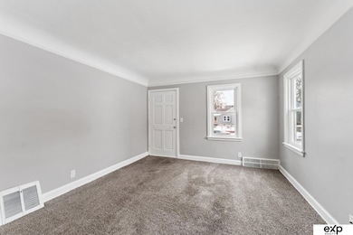 6520 N 33rd St, Omaha, NE 68112 - photo 3