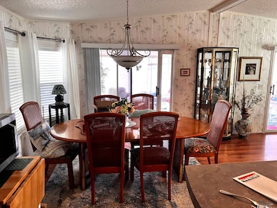 1037 W Lakeview Dr unit 1037, Sebastian, FL 32958 - photo 4