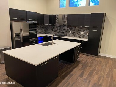 311 W Vinedo Ln, Tempe, AZ 85284 - photo 4