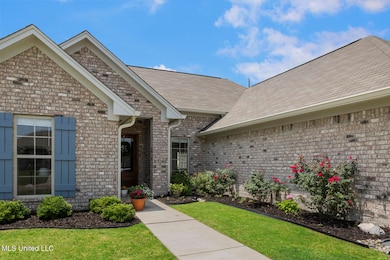 1202 Addison Ln-2