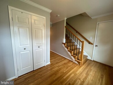 7597 Whisperwood Ct, Springfield, VA 22153 - photo 2