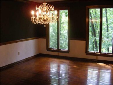 Dining Room. Large Formal Dining Room with Hardwoo