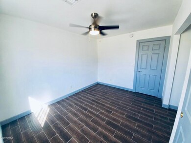 4616 N 71st Ln, Phoenix, AZ 85033 - photo 6