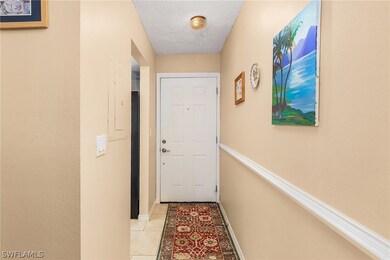 Entryway 7050 Nantucket Cir #1