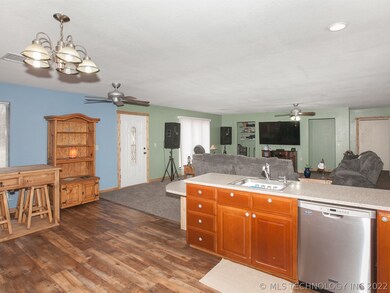 577 N Cattle Dr, Cleveland, OK 74020 - photo 6