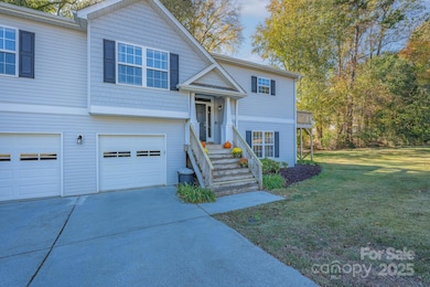 1709 Doves Rd, Fort Mill, SC 29708 - photo 2