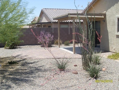 25719 W St Charles Ct, Buckeye, AZ 85326 - photo 2