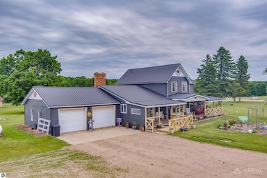 4441 Deckerville Rd, Lupton, MI 48635 - photo 5