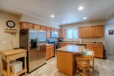 920 S Fraser Cir, Mesa, AZ 85204 - photo 4