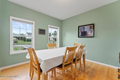 13 Foxglove Way, Ballston Spa, NY 12020 - photo 4