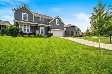 10234 Theden Cir, Lenexa, KS 66220 - photo 3