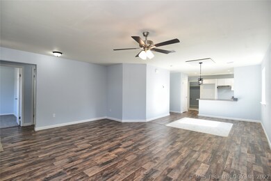 115 S Independence St, Sapulpa, OK 74066 - photo 3