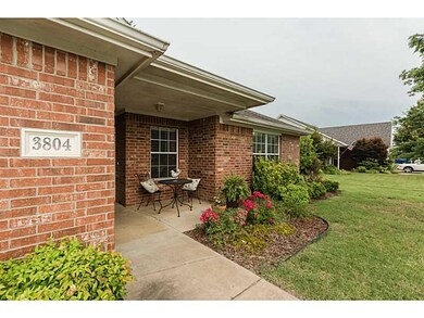 Exterior Front. 3804 SW Maple Rd