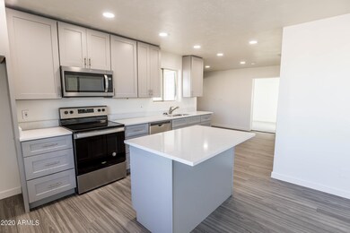 5 - Kitchen