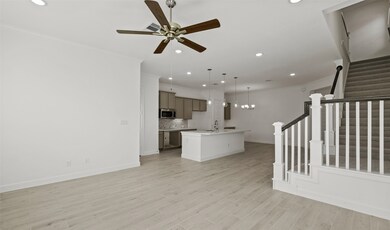 5604 Green Rise Ln, Houston, TX 77091 - photo 7