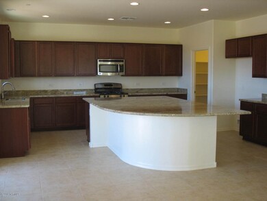 Oasis Lot 276 Kitchen pictures_