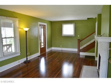 Fantastic front room with beautifully finished new