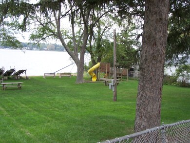 7709 Deep Spring Rd, Wonder Lake, IL 60097 - photo 5