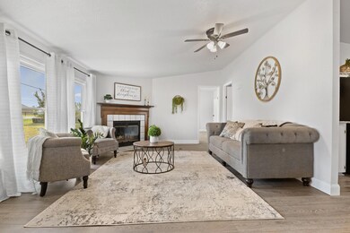 4305 Black Forest Tr, Joshua, TX 76058 - photo 6