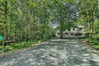 226 Remuda Dr, Hawley, PA 18428 - photo 4