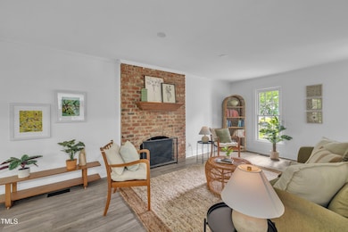 Spacious living room