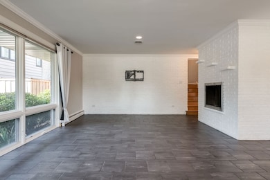 128 S Linden Ave, Elmhurst, IL 60126 - photo 4