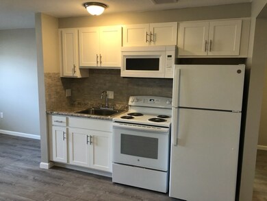 633 Pendleton Ave unit A, Chicopee, MA 01020 - photo 3