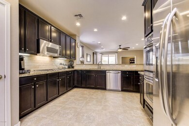 106-Kitchen_2