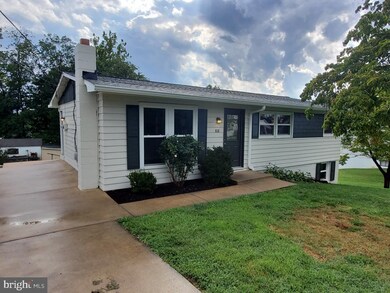 808 W 15th St, Front Royal, VA 22630 - photo 3