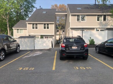 36 Meadow Pond Dr unit M, Leominster, MA 01453 - photo 2