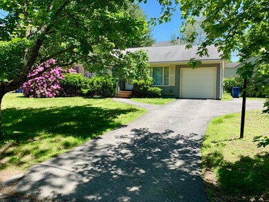 8 Farnham St