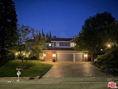 22154 Alizondo Dr, Woodland Hills, CA 91364 - photo 3