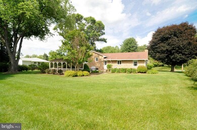 5803 Melville Rd, Sykesville, MD 21784 - photo 4