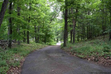 70 Loughran Ln, Highland, NY 12528 - photo 2