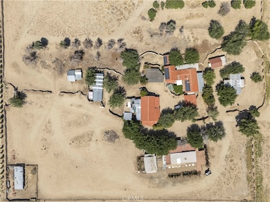 15374 Gaskell Rd, Rosamond, CA 93560 - photo 4