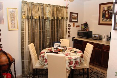 1044 Plantation Dr unit E4, Kissimmee, FL 34741 - photo 6