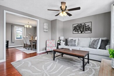 304 Creek St unit 304, Wrentham, MA 02093 - photo 2