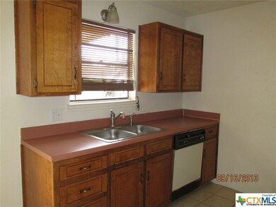 111 Jason Dr unit A-B, Copperas Cove, TX 76522 - photo 4