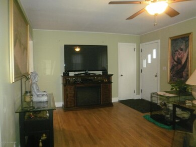 414 Maple Ave, Neptune, NJ 07753 - photo 3