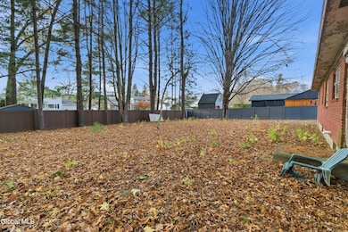 17 Crommelin Dr, Saratoga Springs, NY 12866 - photo 3