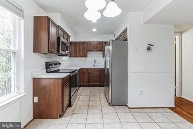 6586 Ducketts Ln, Elkridge, MD 21075 - photo 5