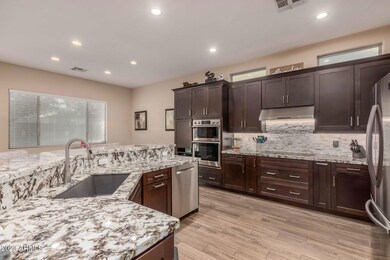 Kitchen 4