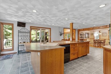 82 East St, Pepperell, MA 01463 - photo 4