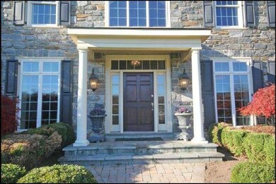 1036 Whitegate Rd, Wayne, PA 19087 - photo 2