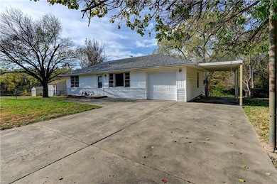 3326 N 74th St, Kansas City, KS 66109 - photo 2