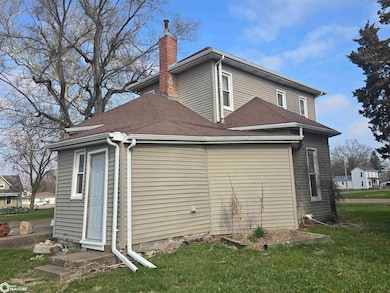 106 W Main St, Brighton, IA 52540 - photo 3