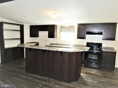 247 Edward Ln, Lothian, MD 20711 - photo 5